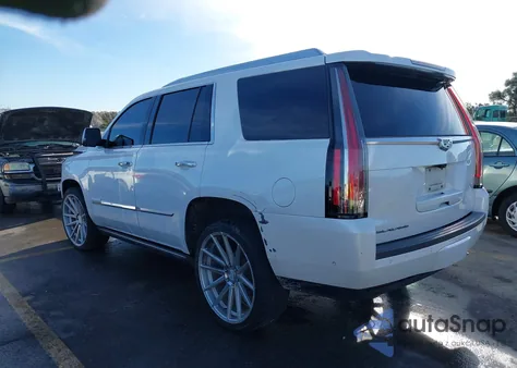 2018 Cadillac Escalade Platinum из США, поврежденный, VIN 1GYS3DKJ7JR145492